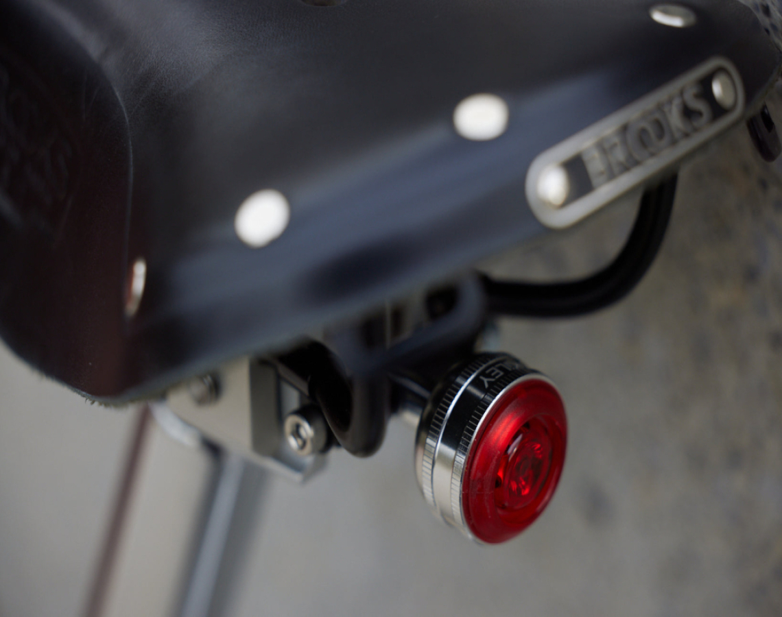 坐墊裝配架安裝後